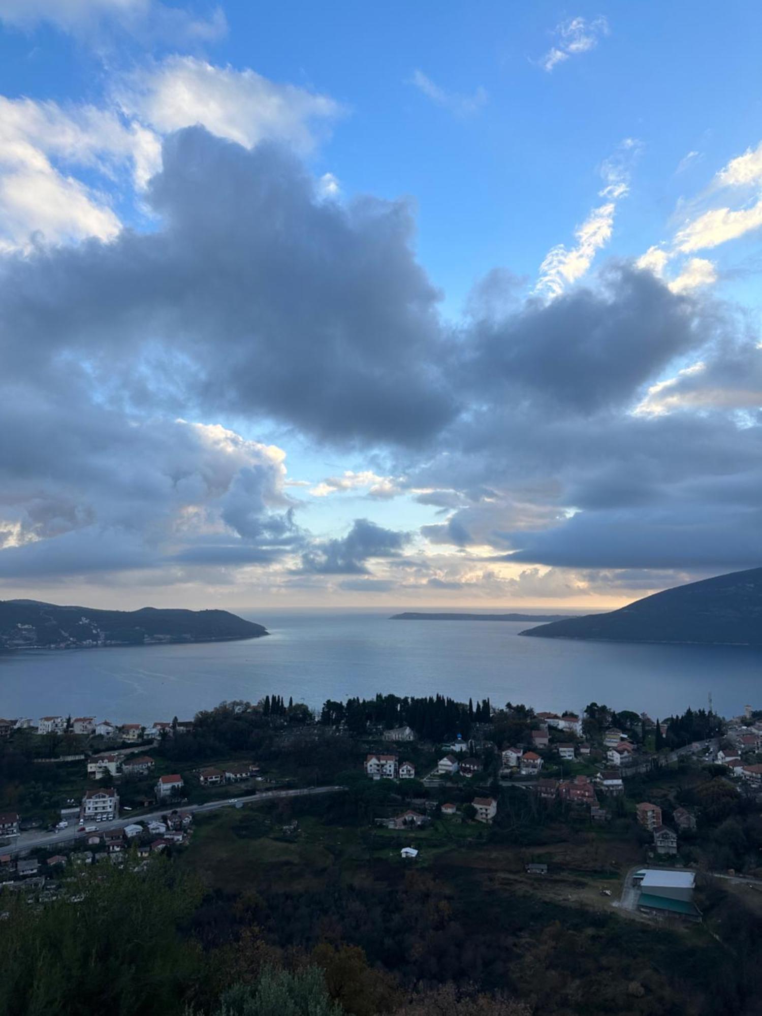 Magnificent Views Apartment Herceg Novi Exterior foto